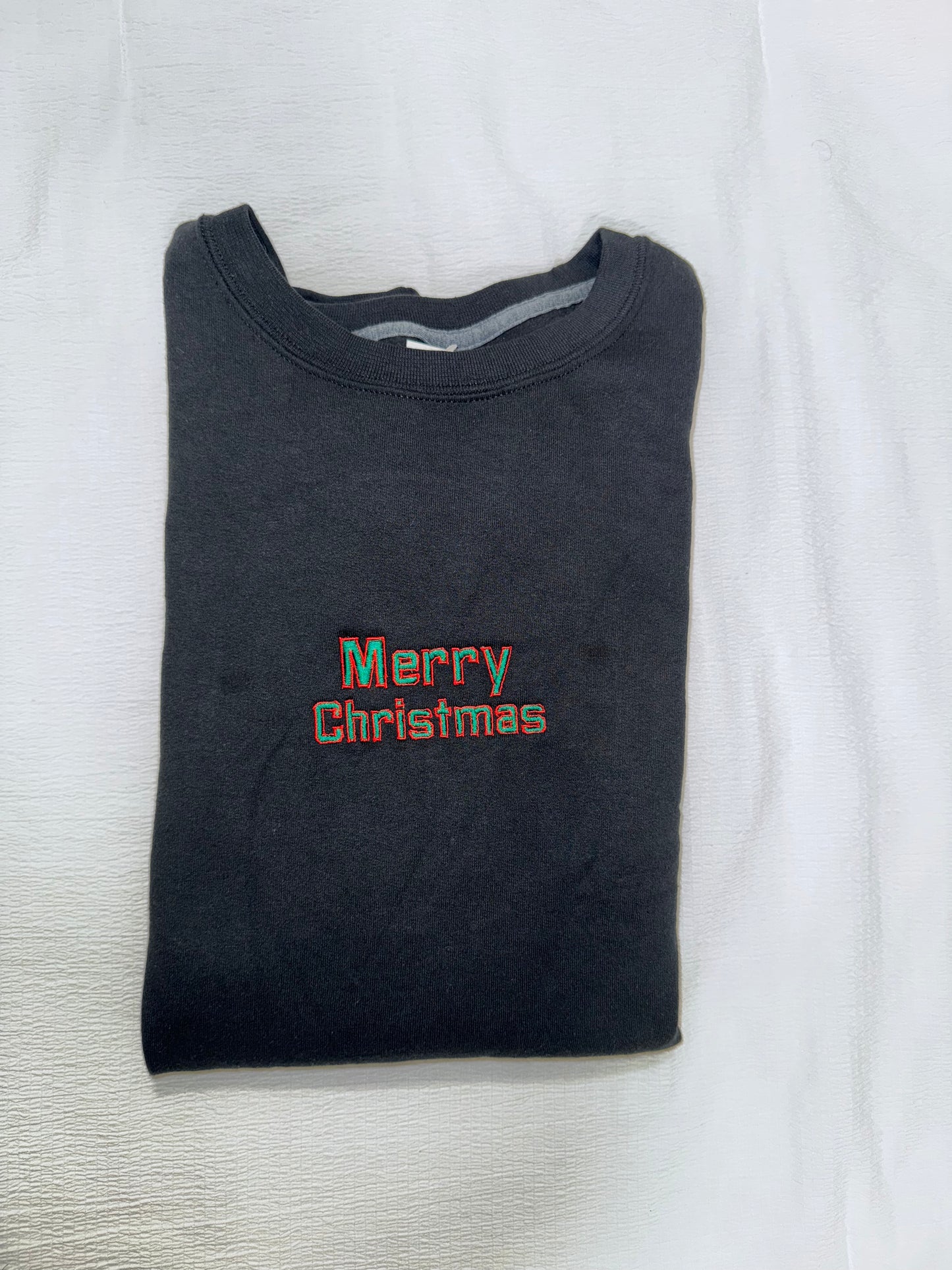 Embroidered ‘Merry Christmas’ Crewneck Sweater (Size L 42-44)